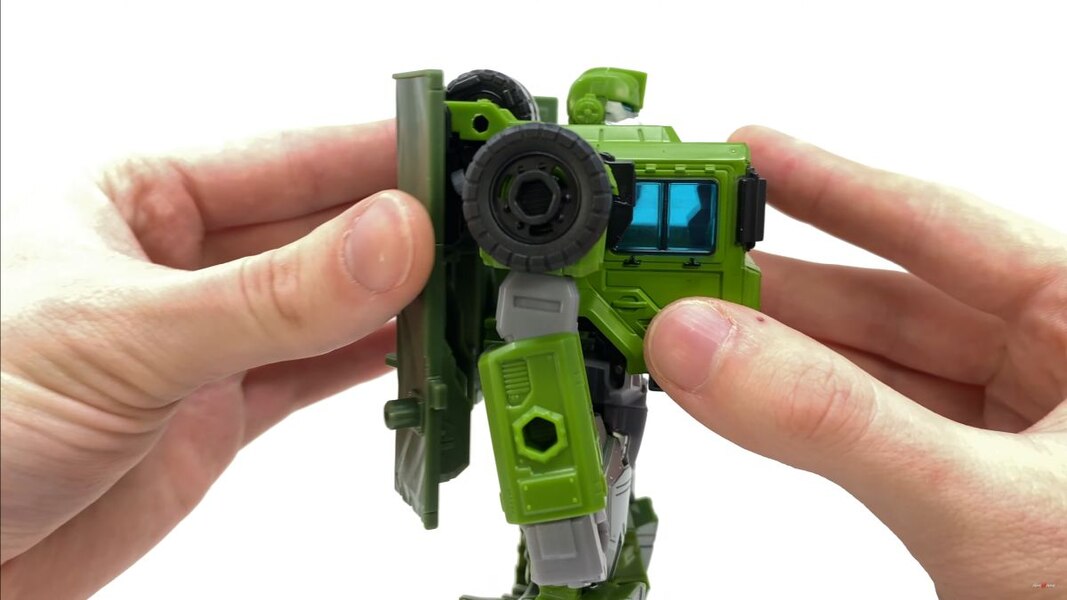 Transformers Legacy Bulkhead In Hand Image  (30 of 56)